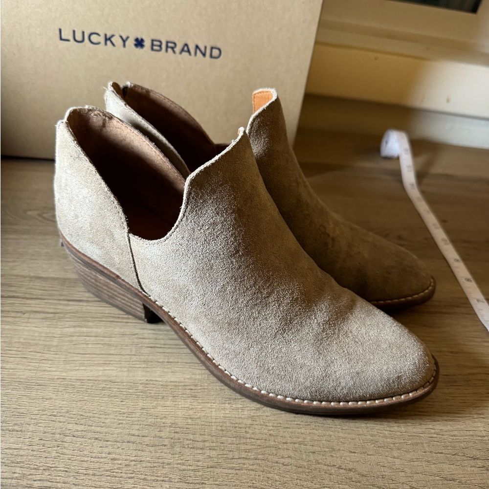 Women’s Ankle Booties